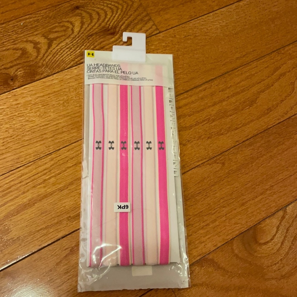 6 never worn, still packaged hair bands!